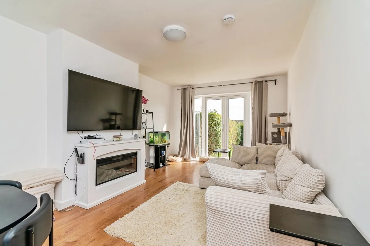 Holmewood Crescent, Nottingham, NG5, photo 2