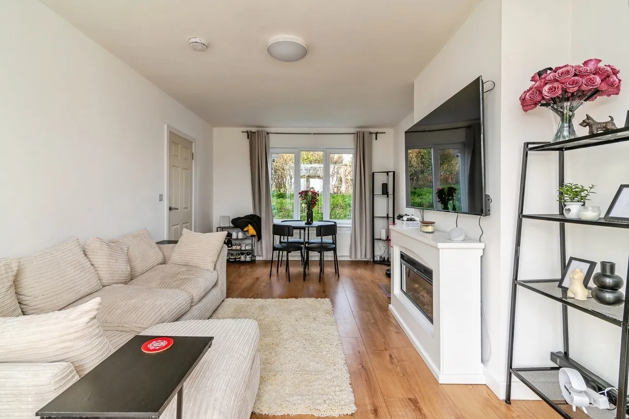 Holmewood Crescent, Nottingham, NG5, photo 6
