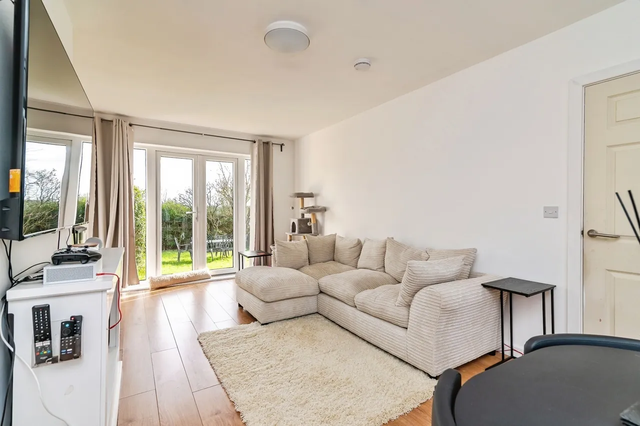Holmewood Crescent, Nottingham, NG5, photo 4