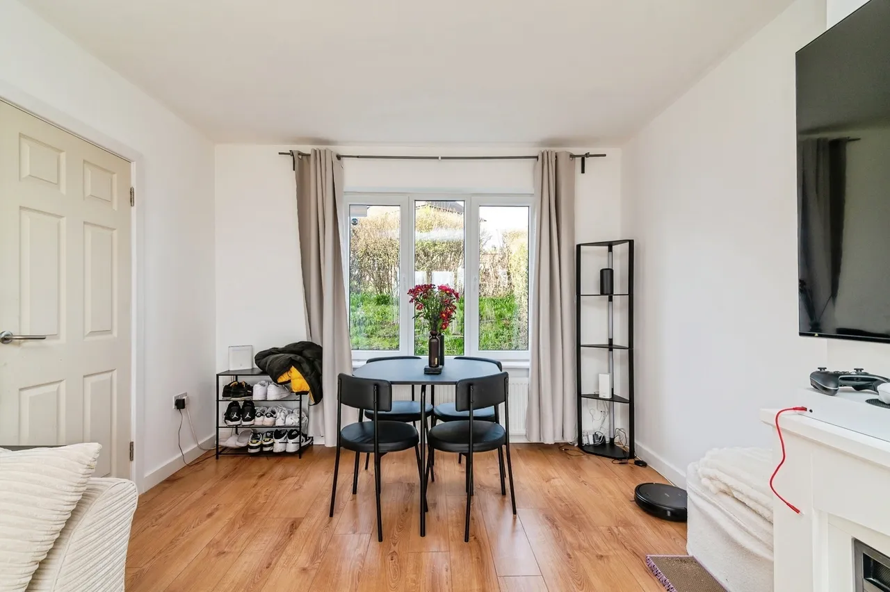 Holmewood Crescent, Nottingham, NG5, photo 7