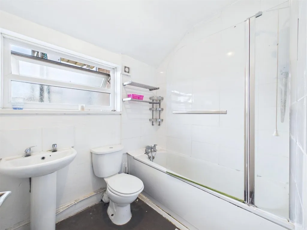Gloucester Road, Horfield, BS7, photo 8