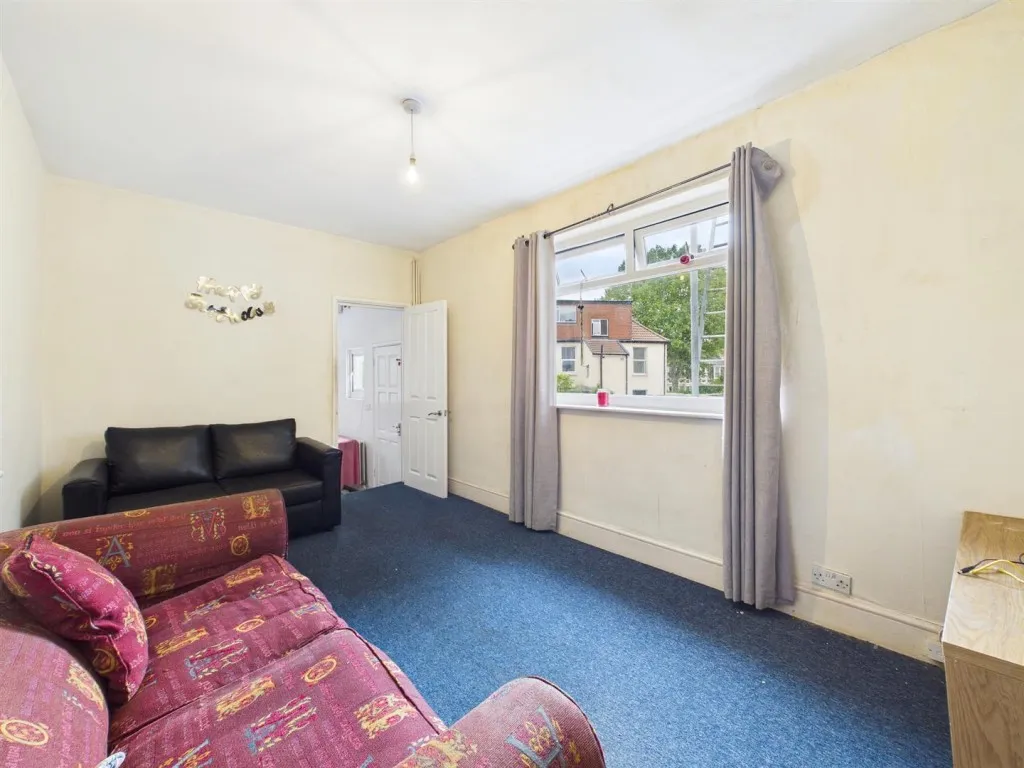 Gloucester Road, Horfield, BS7, photo 4