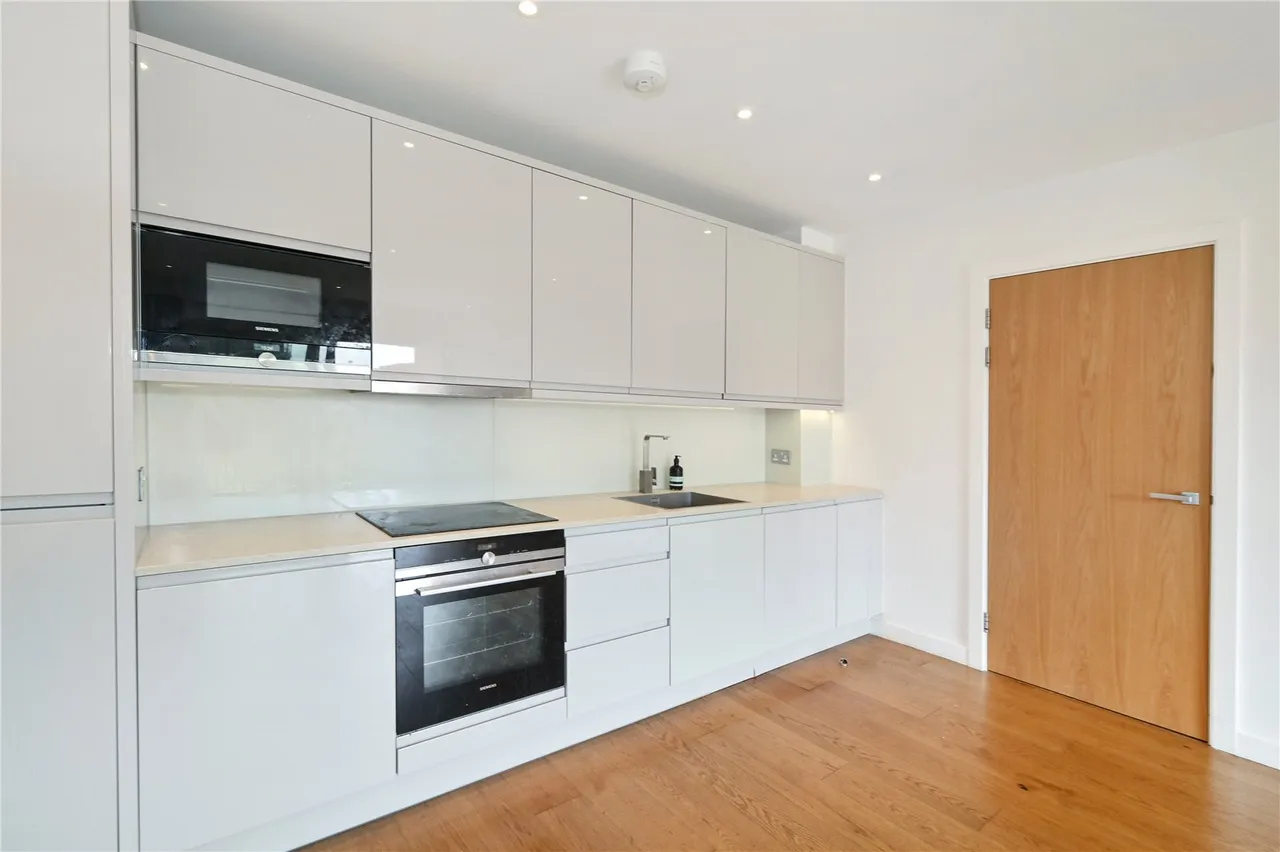 Thonrey Close, Colindale, NW9, photo 4