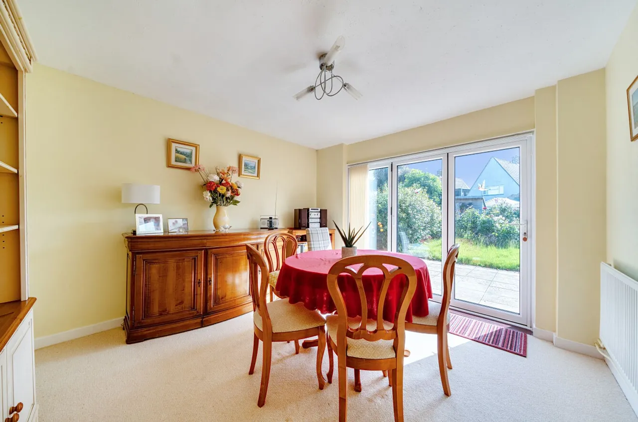 Kingsmead Gardens, Middleton-On-Sea, PO22, photo 10