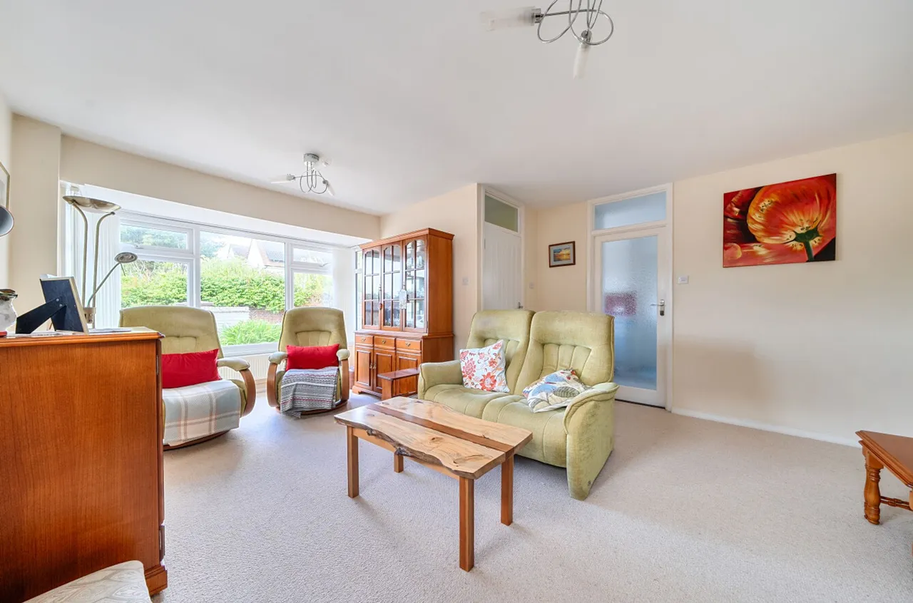 Kingsmead Gardens, Middleton-On-Sea, PO22, photo 6