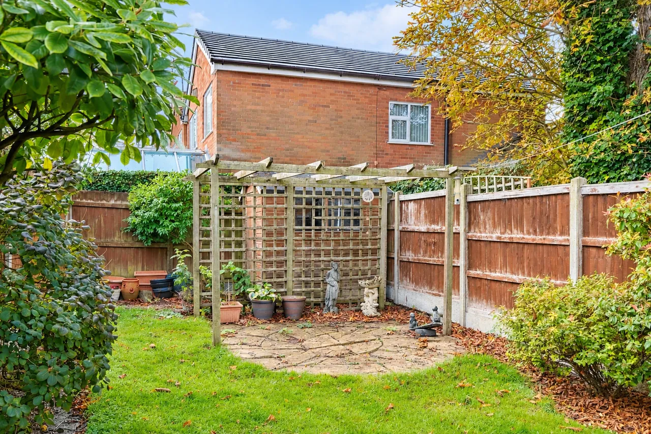 Burnside Gardens, Walsall, WS5, photo 13