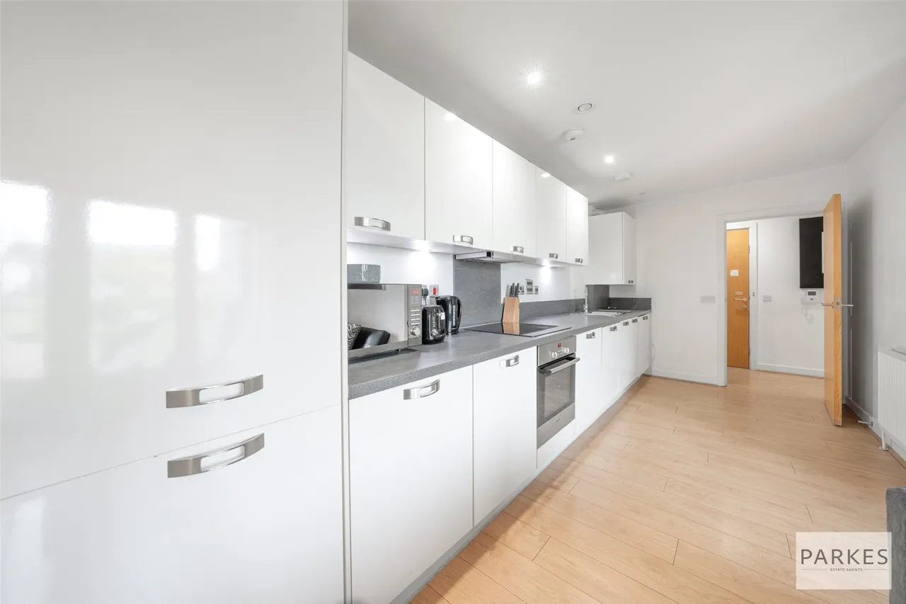 Ascalon Street, London, SW8, photo 4