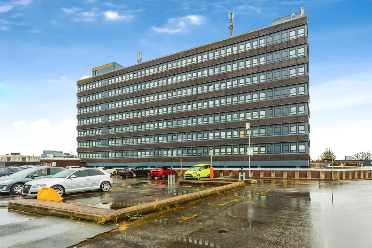 1 bed flat for sale — Benbow Street, Sale, Greater Manchester, M33