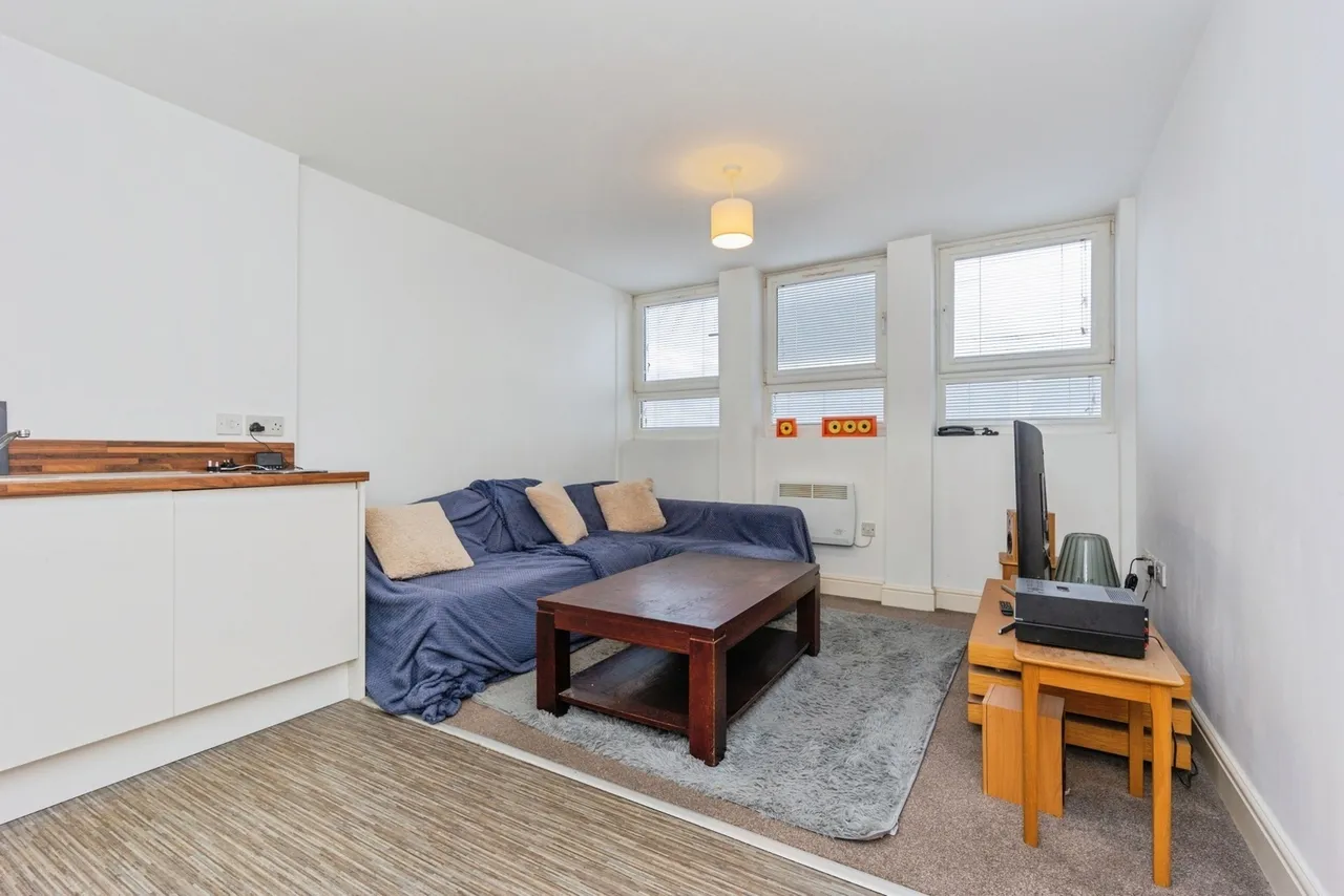 Benbow Street, Sale, Greater Manchester, M33, photo 6