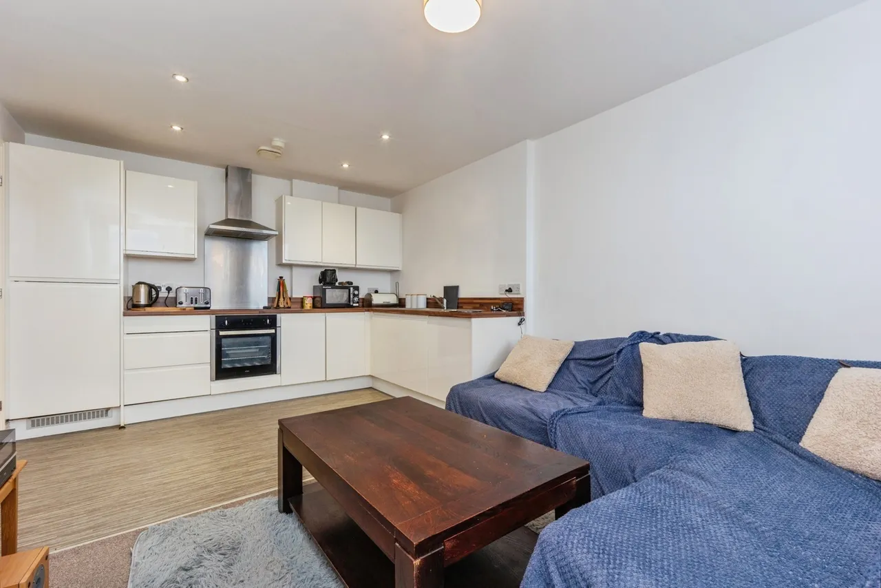 Benbow Street, Sale, Greater Manchester, M33, photo 4