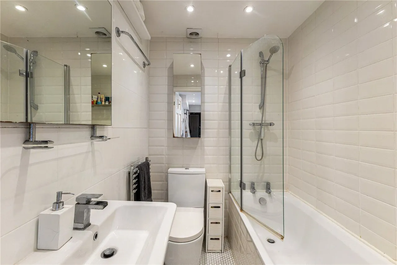 Fitzwilliam Road, London, SW4, photo 8