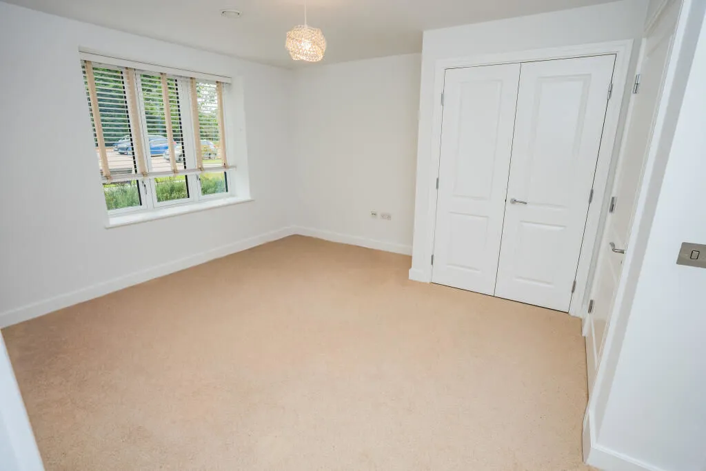 Millfield Green, Caddington LU1 4AR, photo 3