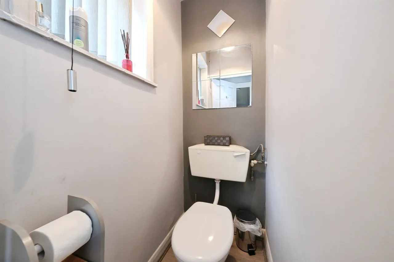 Chesterfield Road, Holmewood, S42, photo 6