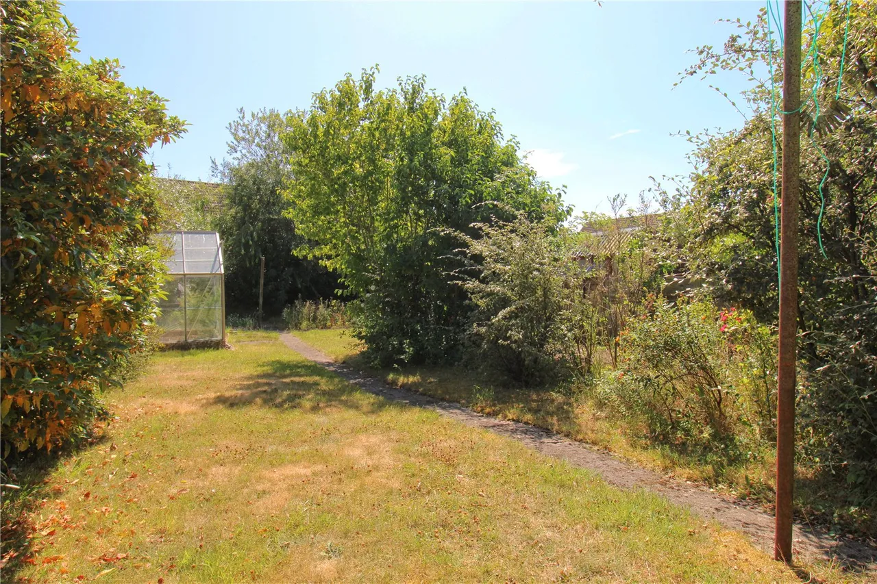 Staverton, Trowbridge, photo 18