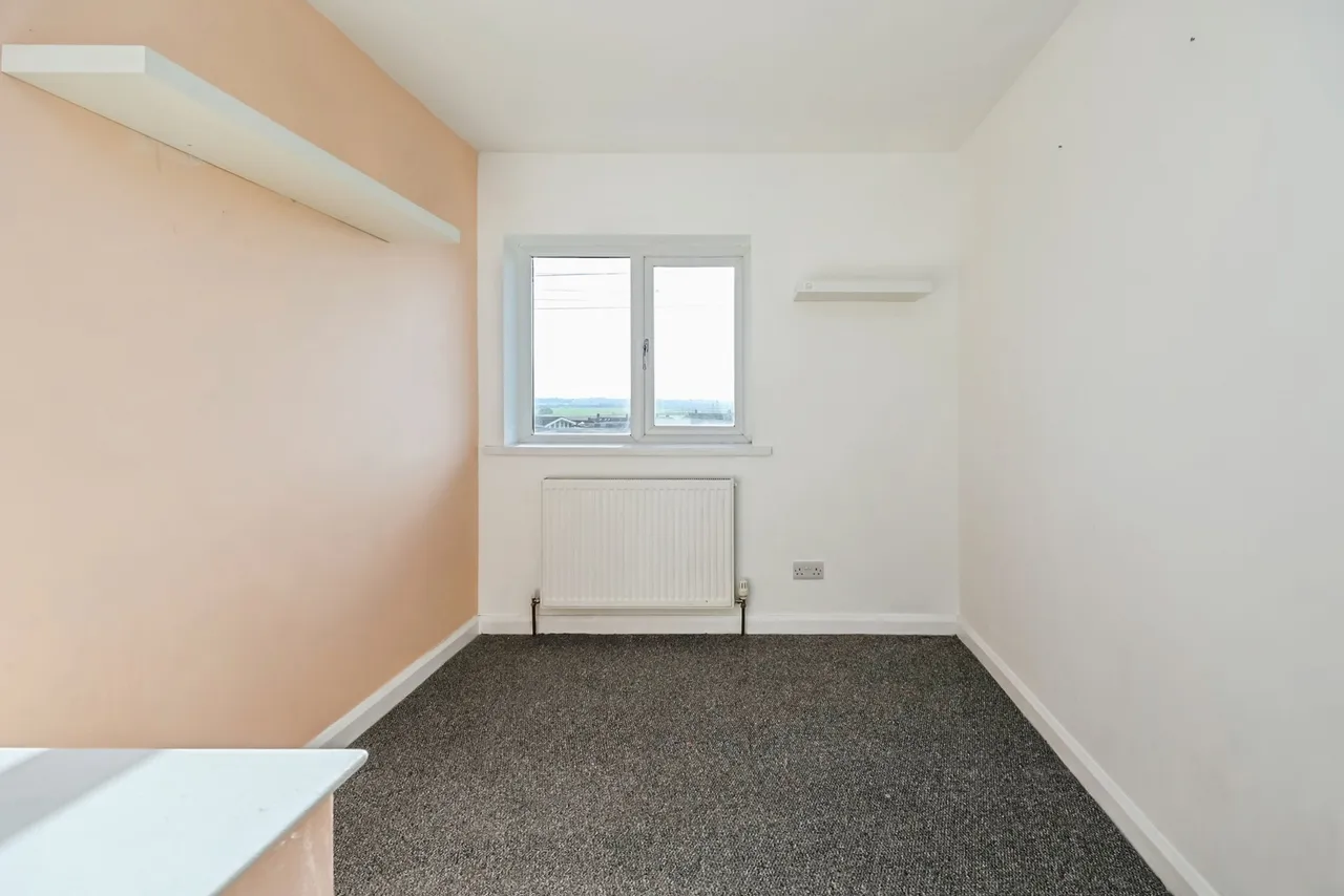 Winscombe Mount, Clifton, Nottingham, NG11, photo 9