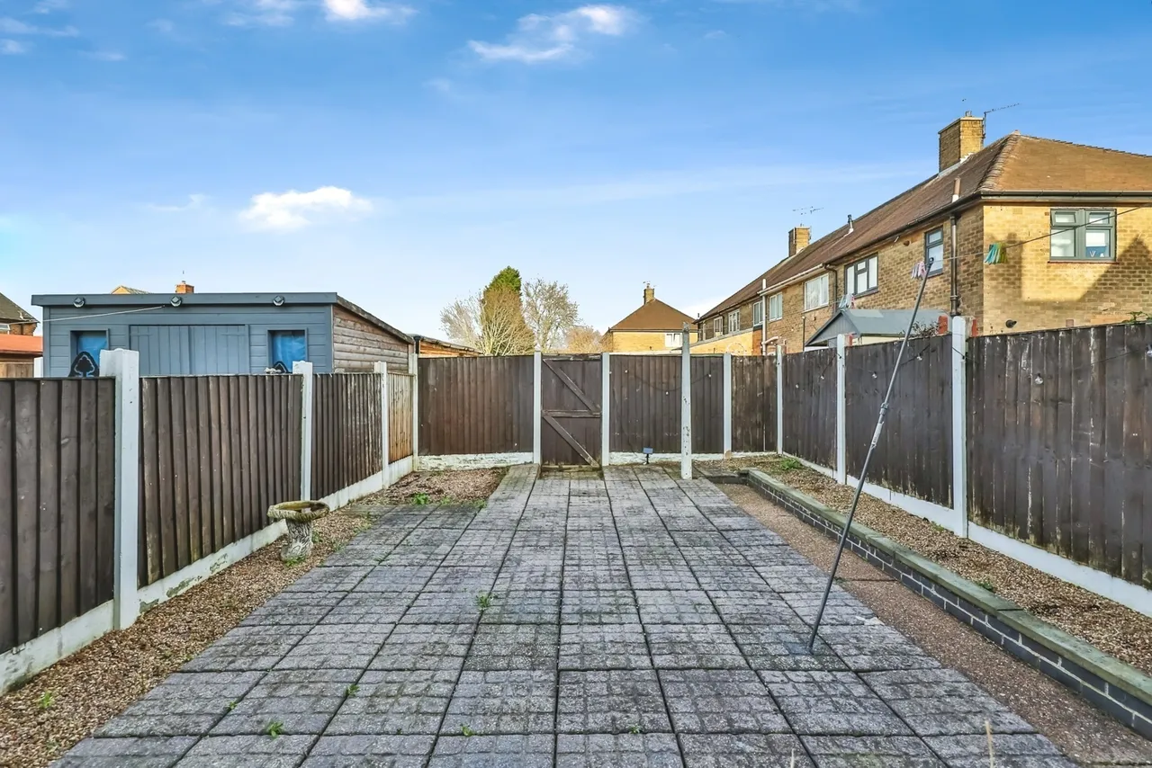 Winscombe Mount, Clifton, Nottingham, NG11, photo 14