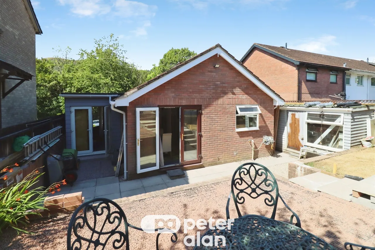 Glan-Y-Ffordd Cardiff, CF15, photo 12
