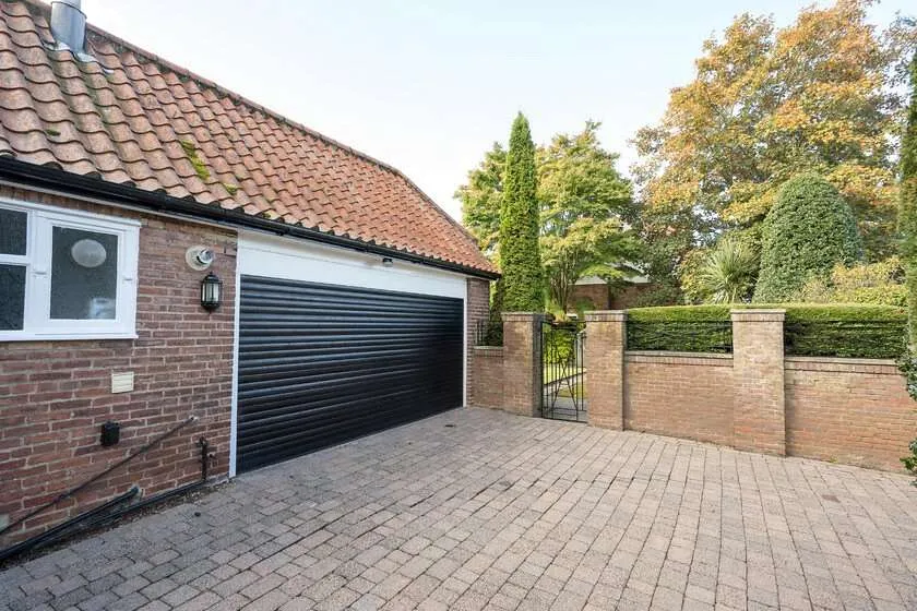 Tadcaster Road, York, YO24, photo 4