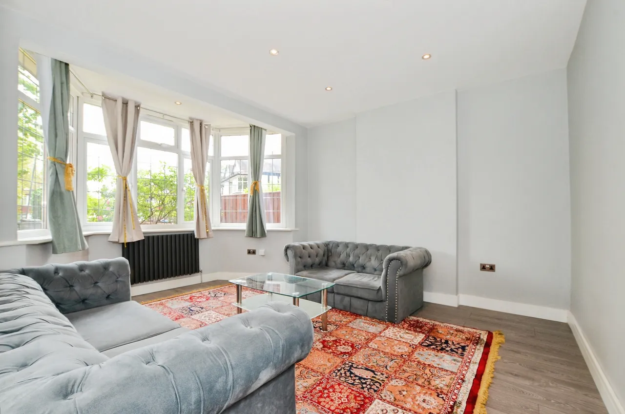 St. Andrews Road, London, photo 4