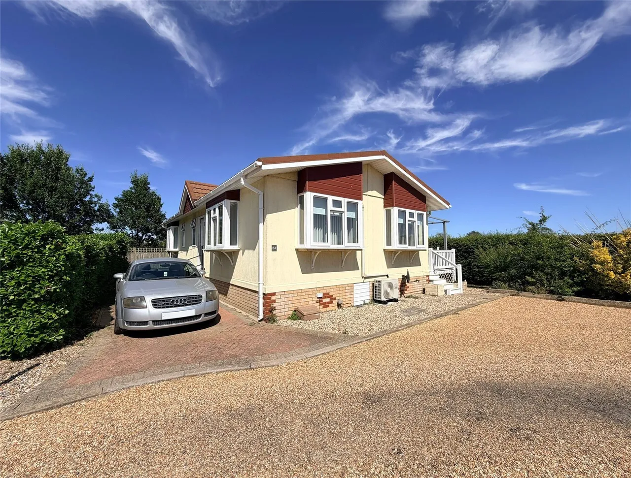 2 bed mobile home for sale — Debenham Corner, Wetheringsett, Stowmarket, Suffolk, IP14