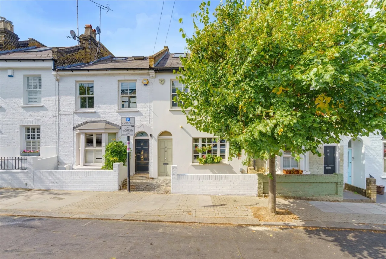 3 bed house for sale, Tonsley Road, Wandsworth, SW18