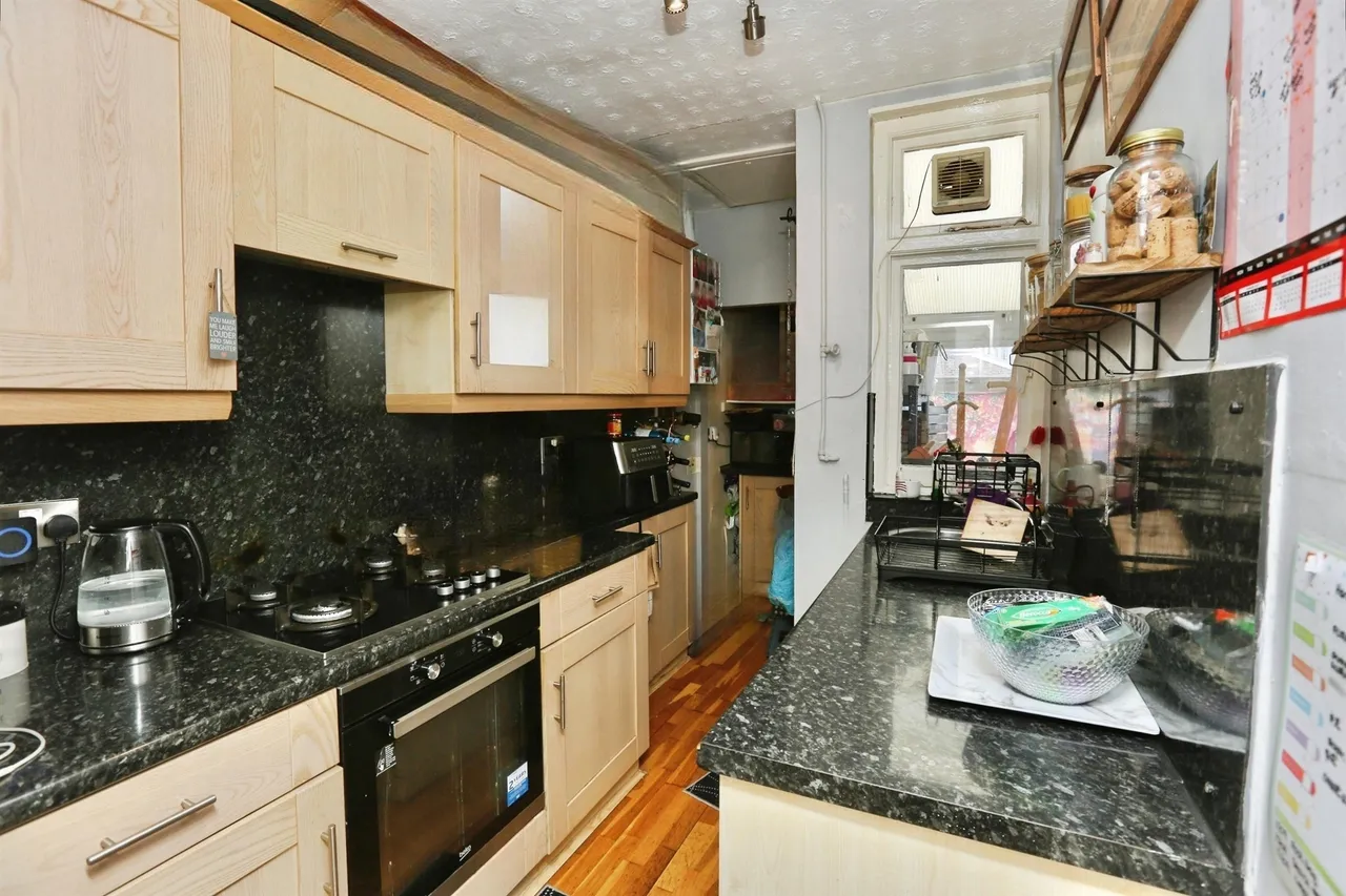 Palmyra Road, Gosport, PO12, photo 4