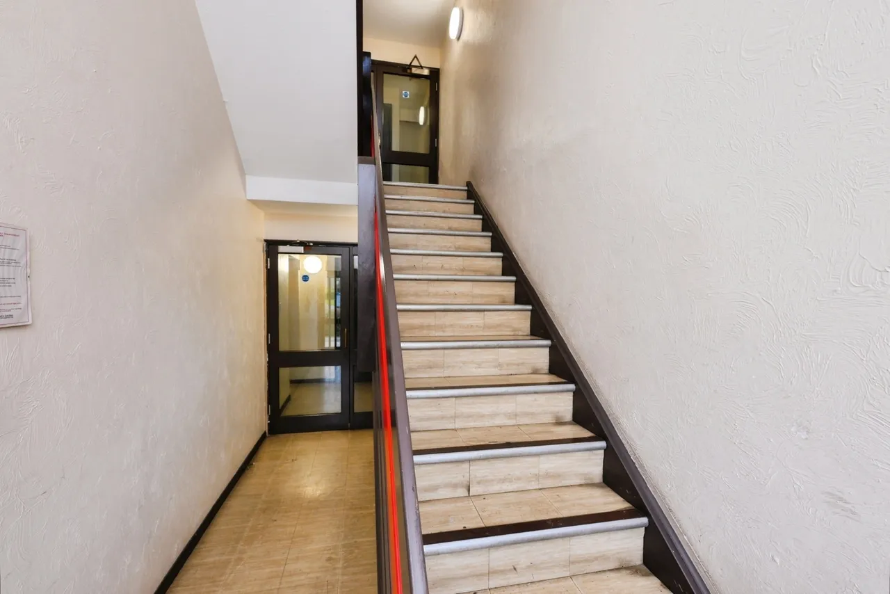 Maltby Drive, Enfield, EN1, photo 8