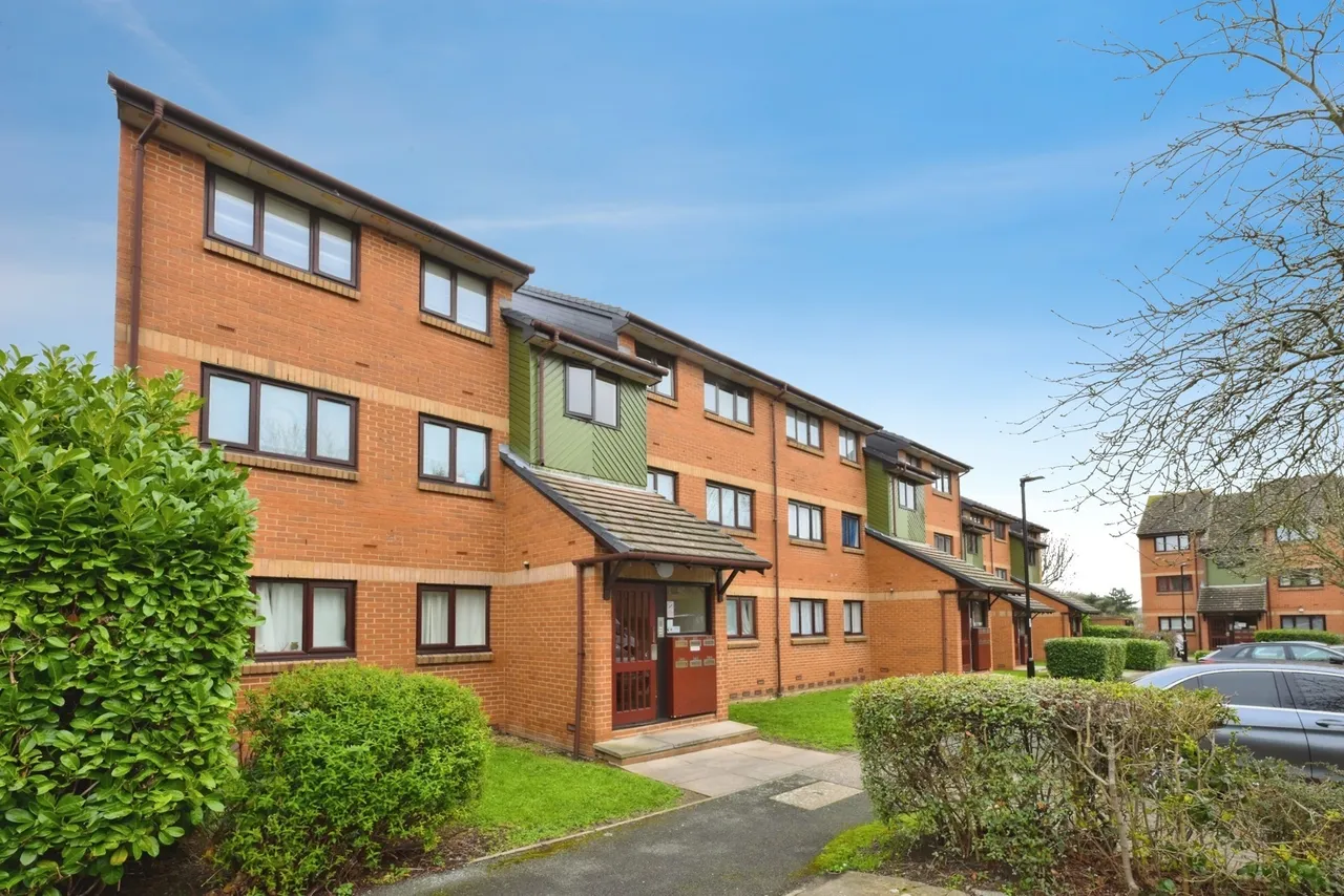 Maltby Drive, Enfield, EN1, photo 9