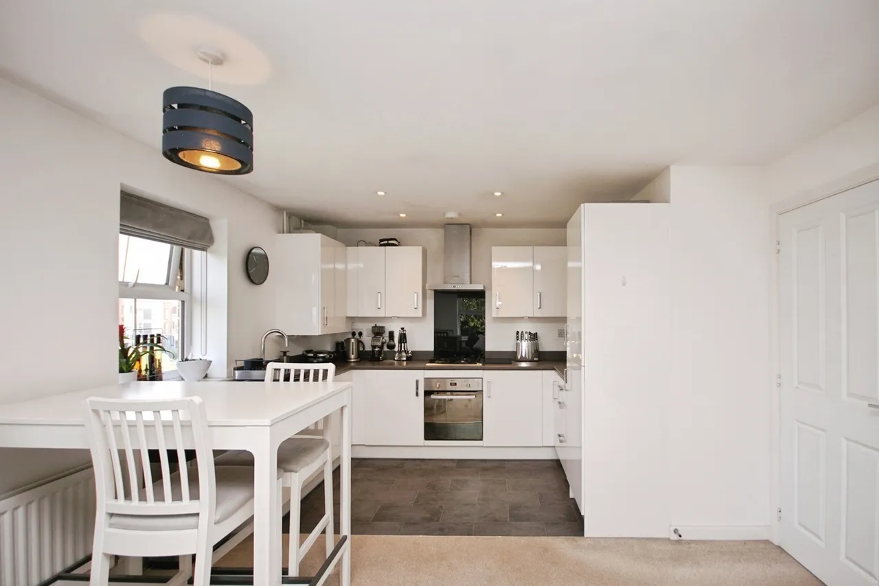 Oak Leaze, Patchway, Bristol, Gloucestershire, BS34, photo 8