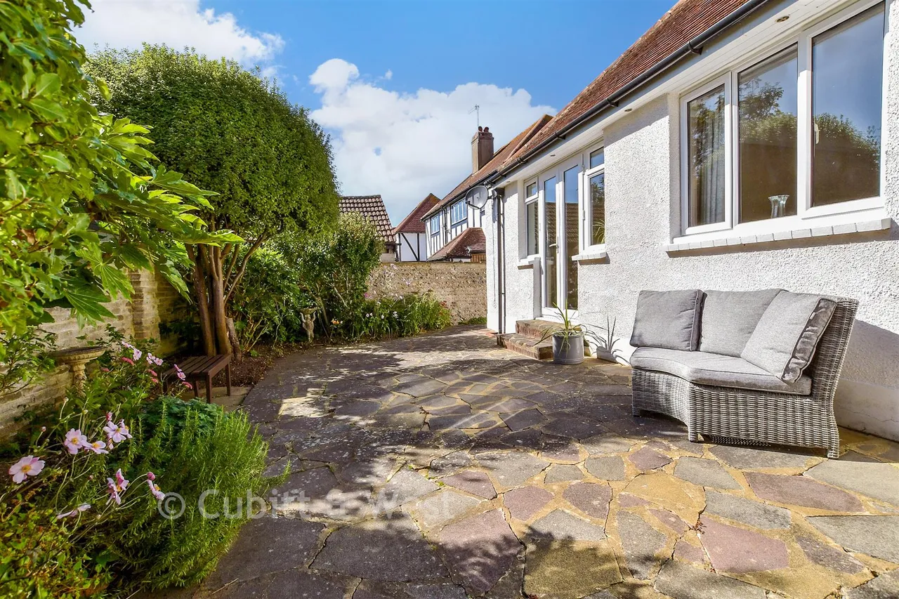 Pevensey Road, Worthing, BN11, photo 17