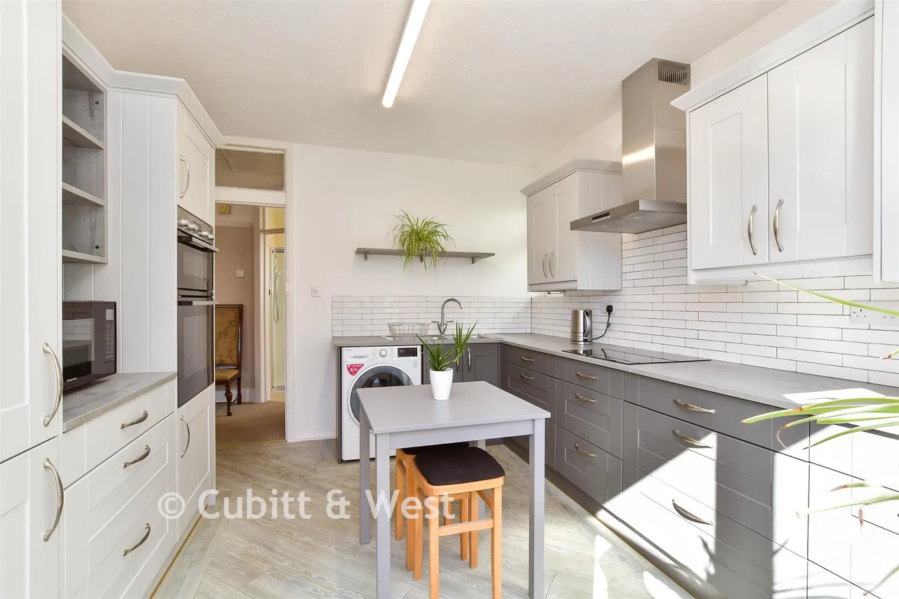Pevensey Road, Worthing, BN11, photo 6