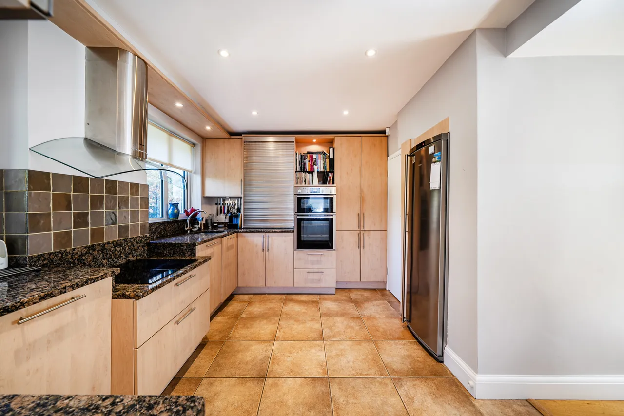 Grosvenor Vale, Ruislip, HA4, photo 8