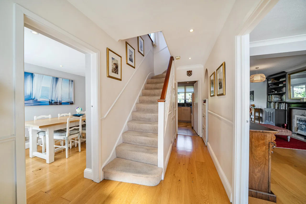 Grosvenor Vale, Ruislip, HA4, photo 4