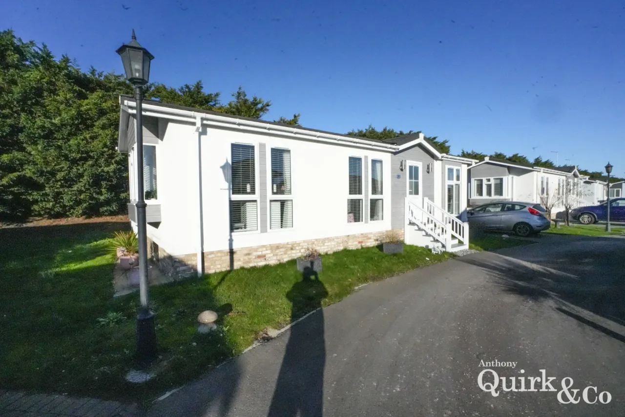 Creek Road, Canvey Island, SS8, photo 8