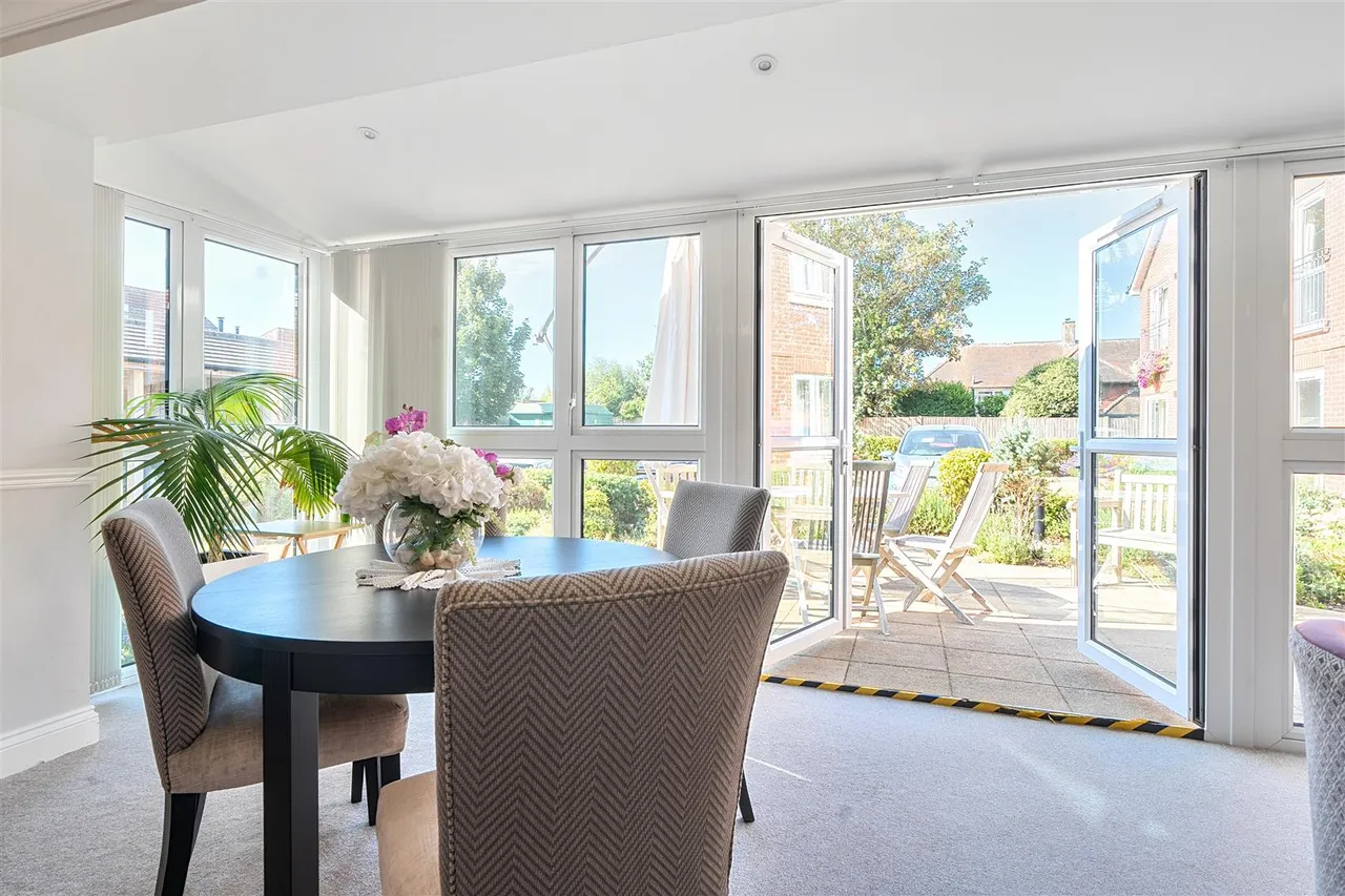 Stocks Lane, East Wittering, PO20, photo 13