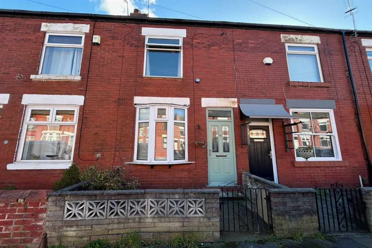 2 bed house for sale, St. Margarets Avenue, Manchester