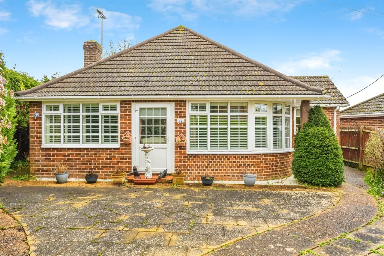 4 bed house for sale, Mill Road, Burgess Hill, RH15