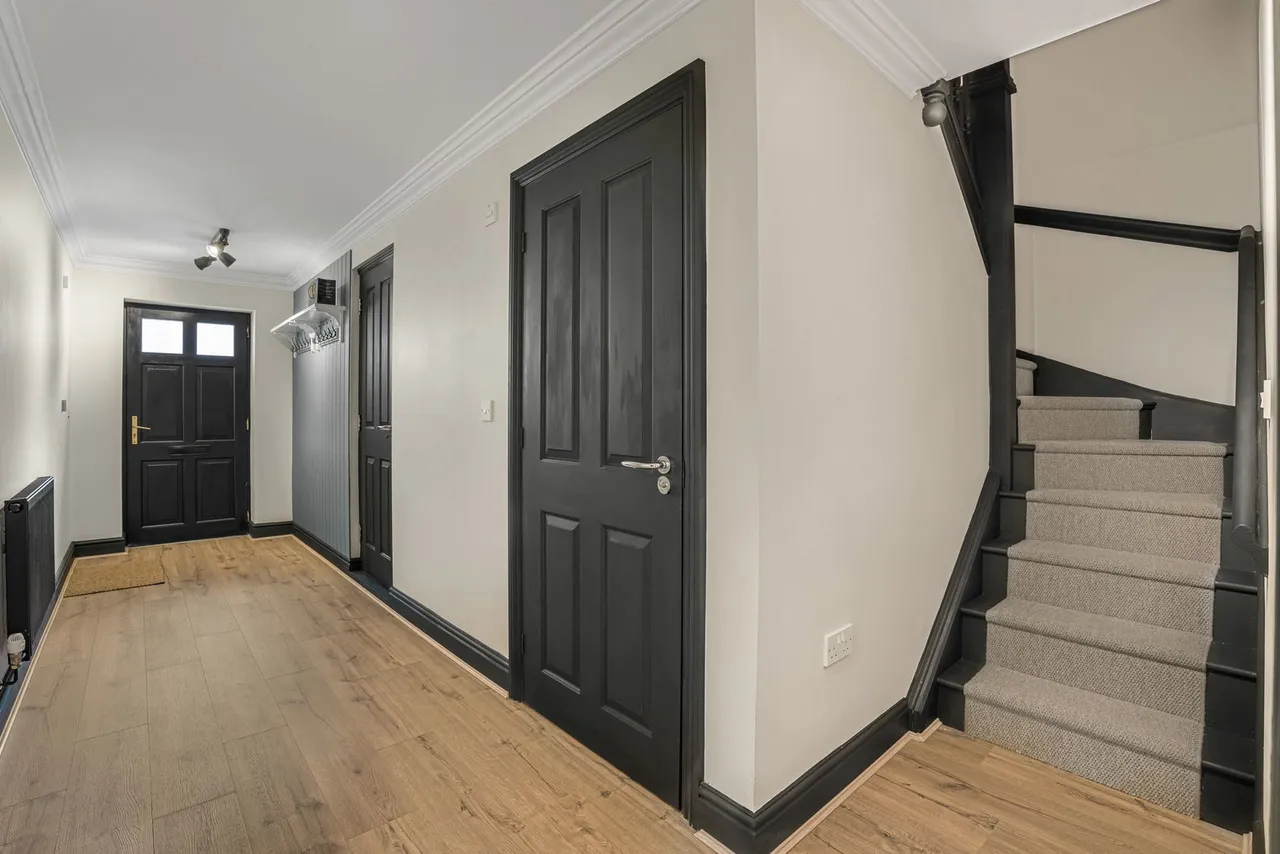 Brookbank Close, Cheltenham, GL50, photo 7