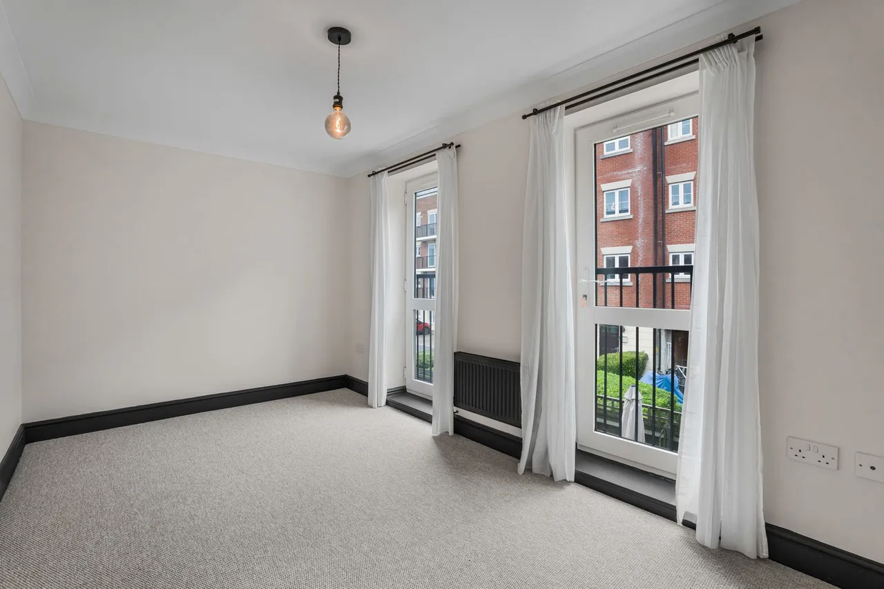 Brookbank Close, Cheltenham, GL50, photo 11