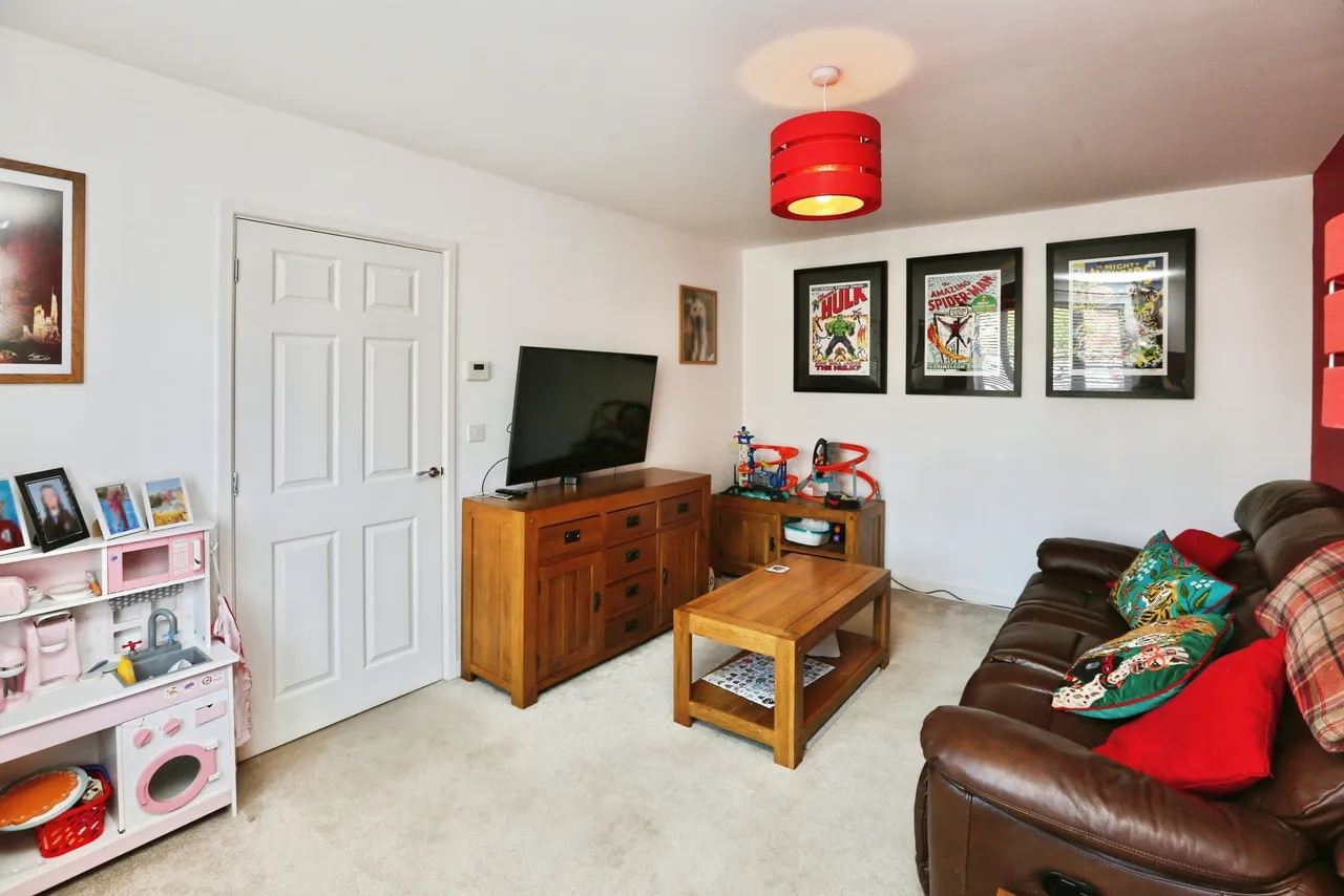 Savernake Way, Eastleigh, SO50, photo 8