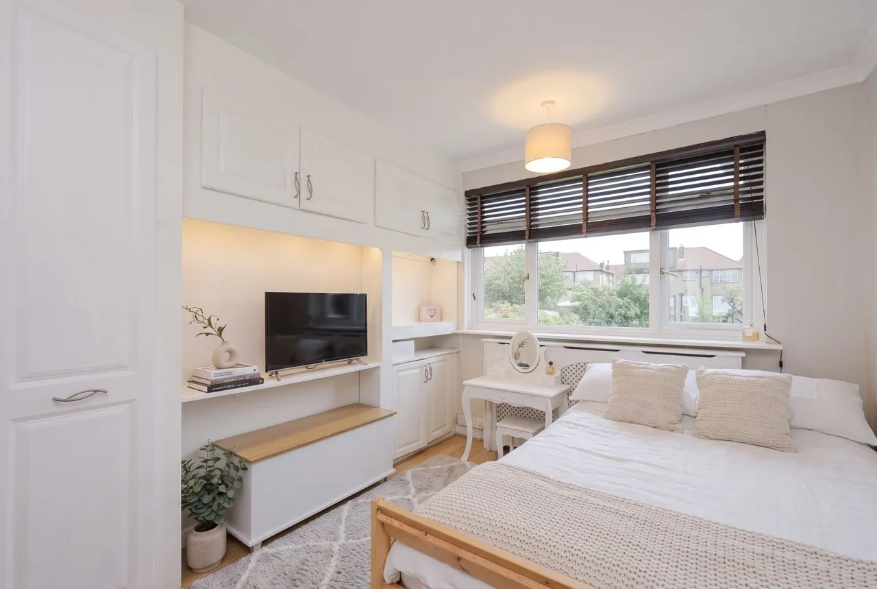 Templecombe Way, Morden, SM4, photo 5
