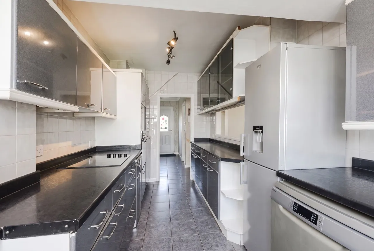 Templecombe Way, Morden, SM4, photo 10