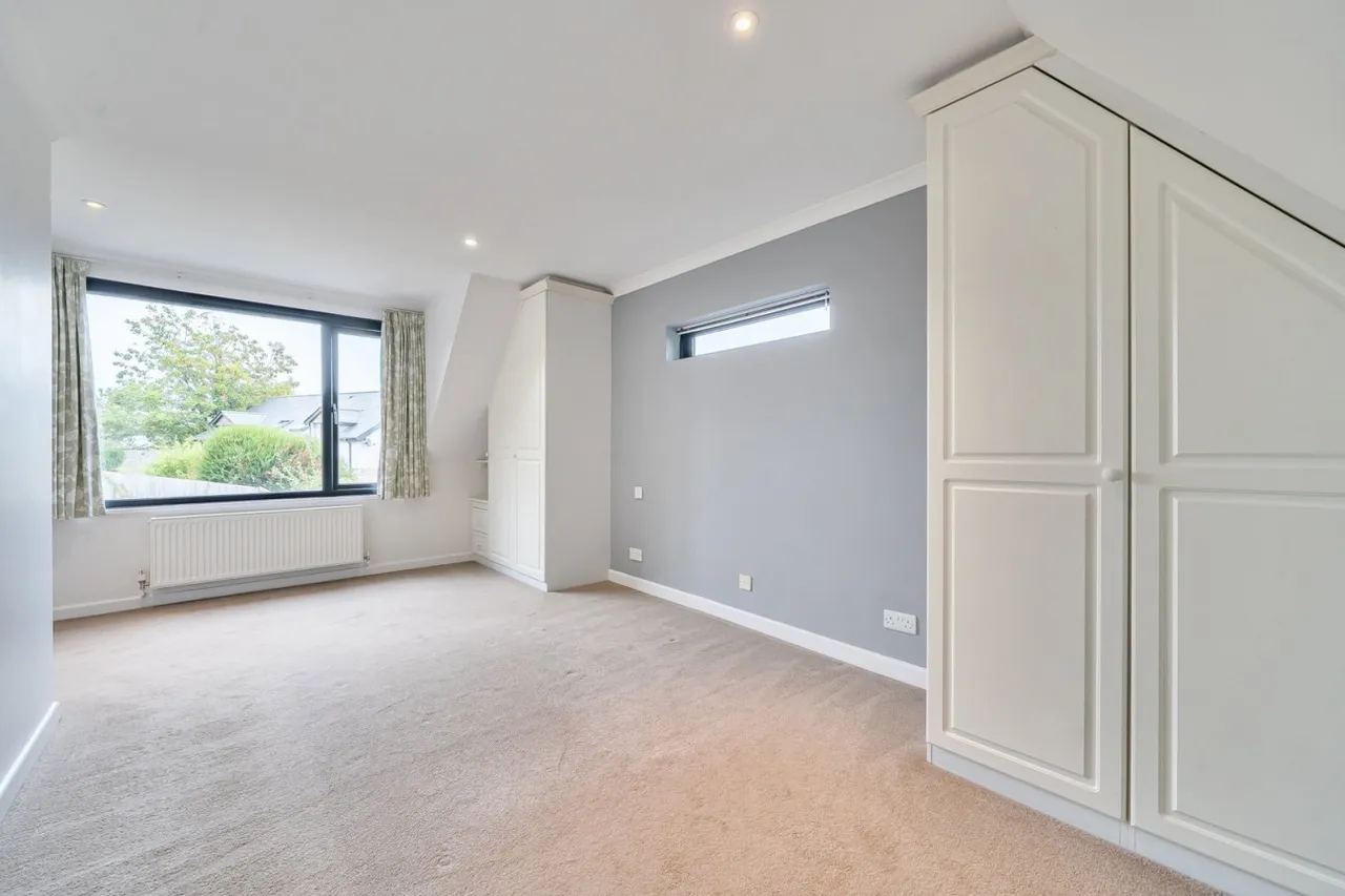 South Wonston, SO21, photo 16