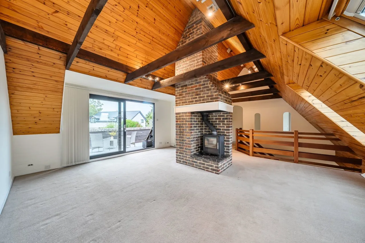 South Wonston, SO21, photo 13