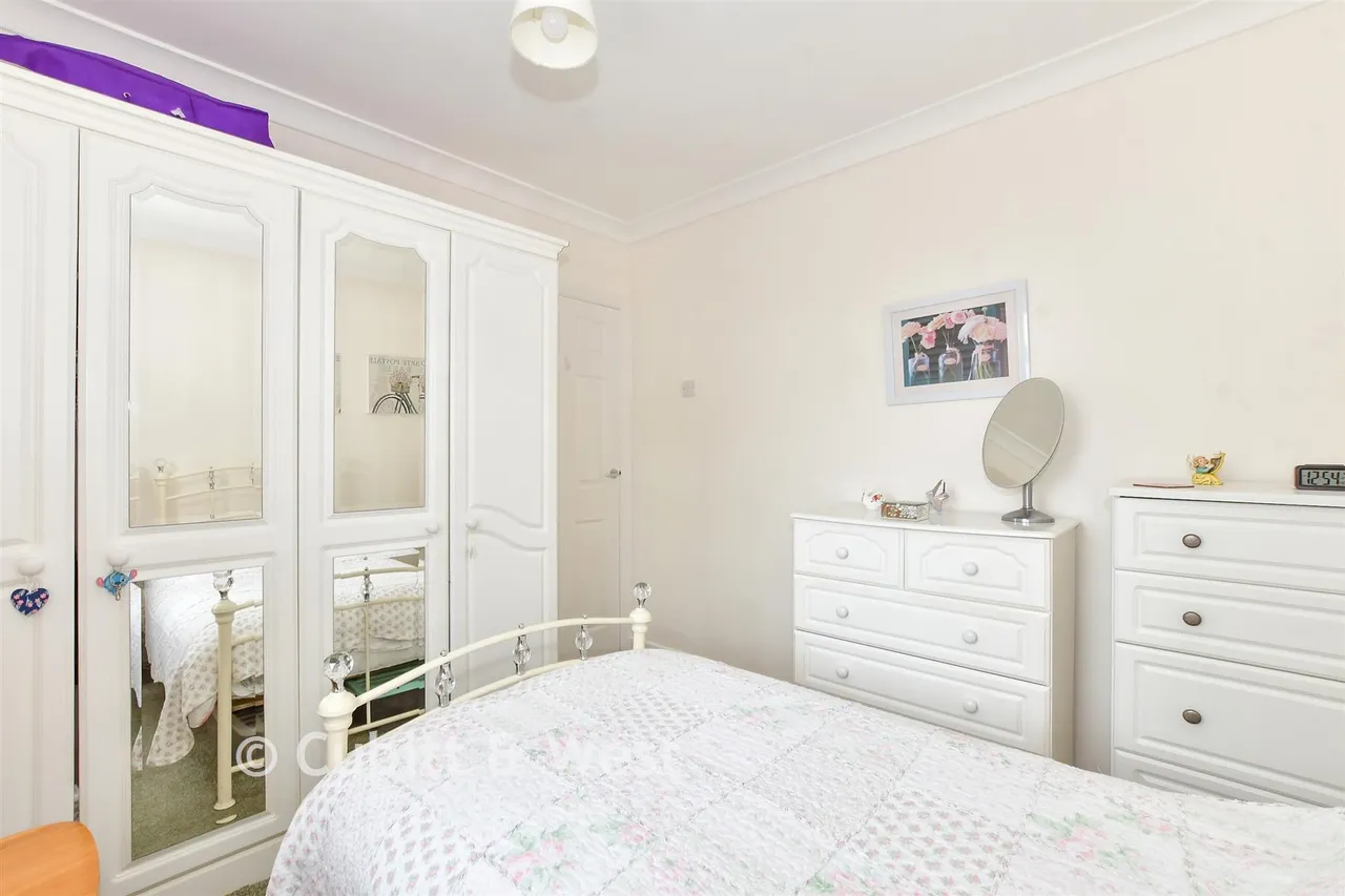 Frances Road, Purbrook, PO7, photo 7