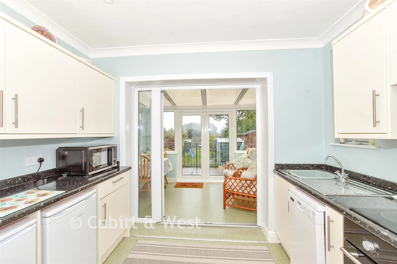 Frances Road, Purbrook, PO7, photo 4