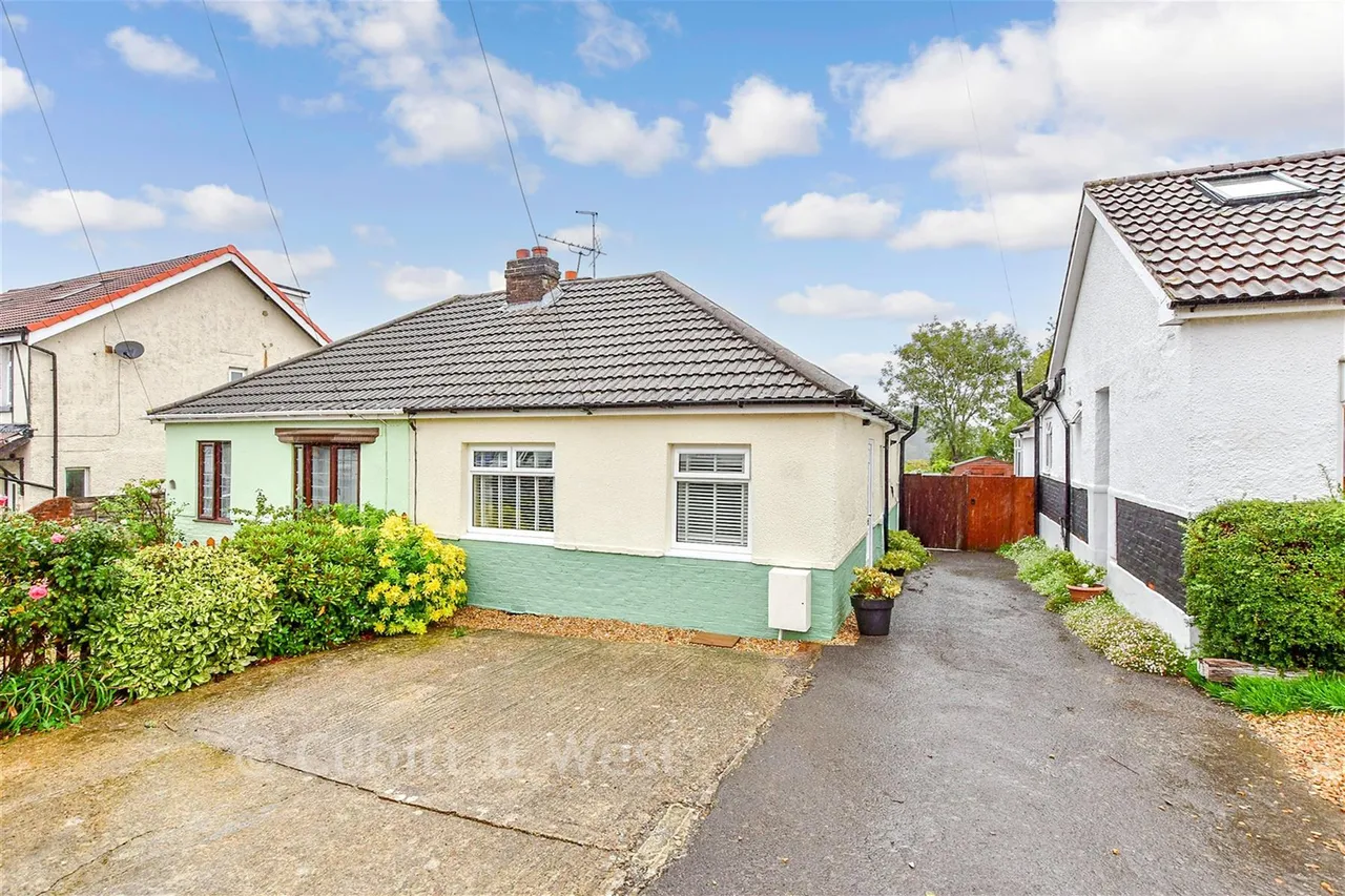 2 bed house for sale, Frances Road, Purbrook, PO7