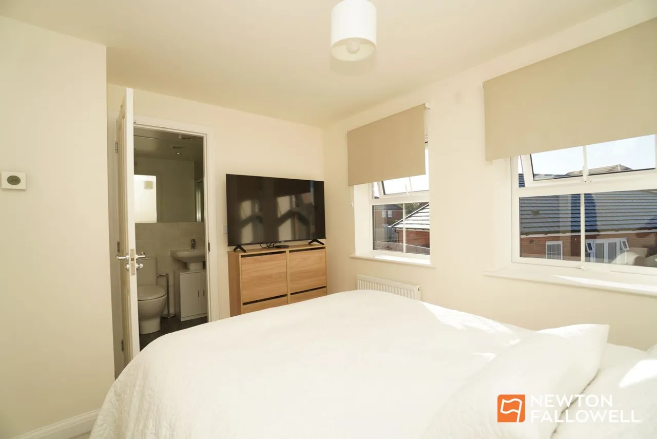 Pankhurst Close, East Leake, LE12, photo 10