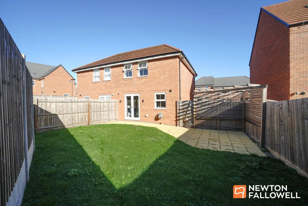 Pankhurst Close, East Leake, LE12, photo 16