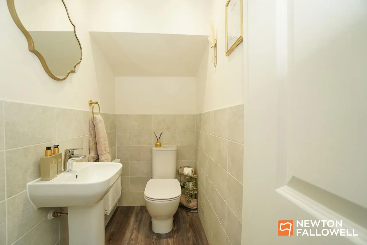 Pankhurst Close, East Leake, LE12, photo 7